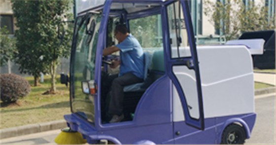 免費(fèi)對(duì)客戶(hù)進(jìn)行操作培訓(xùn)