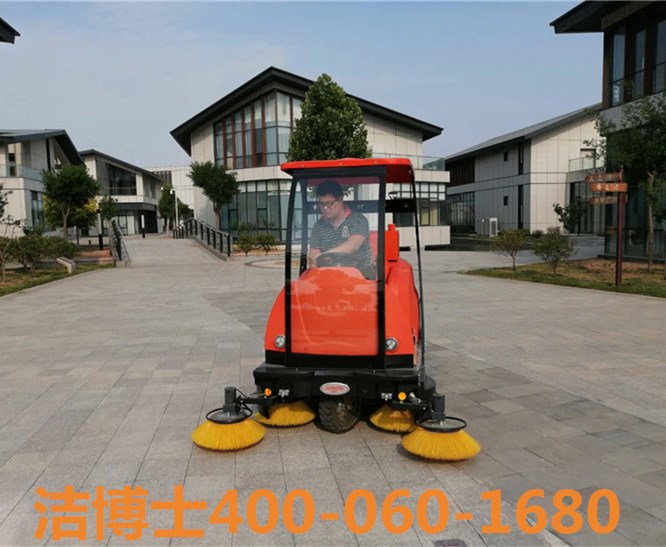 潔博士駕駛掃地車客戶案例——德州市城市園林規(guī)劃設(shè)計研究院 潔博士駕駛掃地車客戶案例——德州市城市園林規(guī)劃設(shè)計研究院