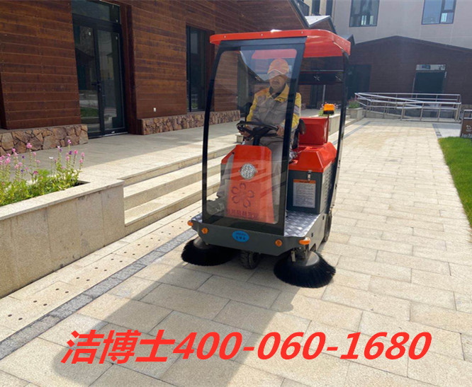 潔博士駕駛掃地機(jī)客戶(hù)案例-張家口密苑裕林物業(yè)服務(wù)有限公司